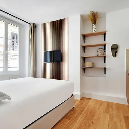 Apartment Studio-suite 4 Stars, 15m From Eiffel, Refined
