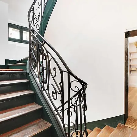 Studio-suite 4 Stars, 15m From Eiffel, Refined *