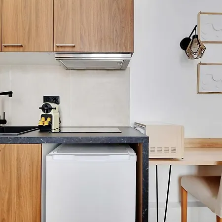 Studio-suite 4 Stars, 15m From Eiffel, Refined *
